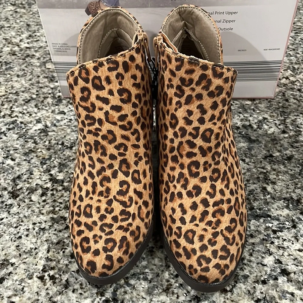 Serra Side Cut Booties